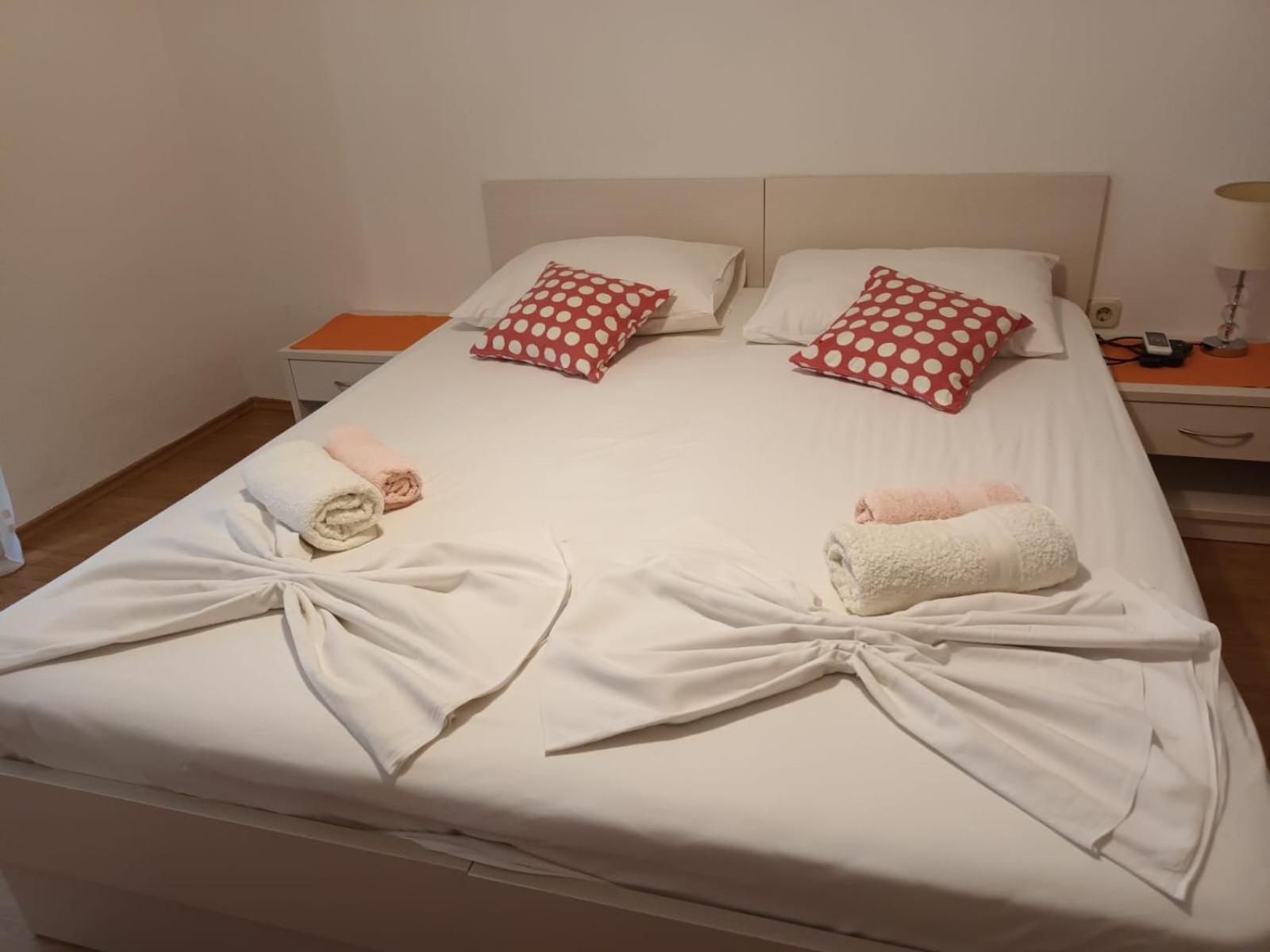 Apartments Mirjana Makarska Zimmer foto